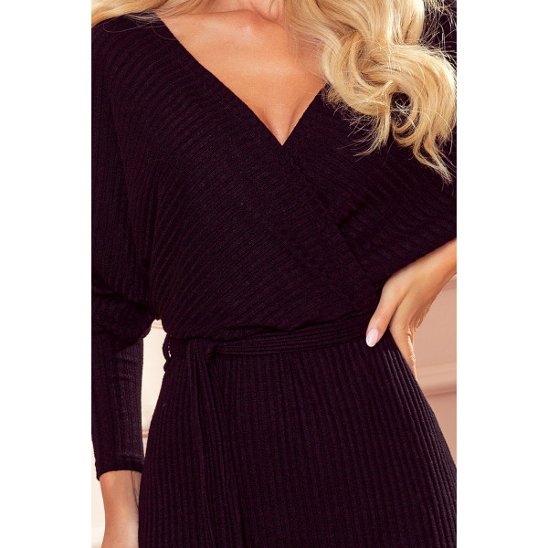 356-3 Kopertowa sukienka sweterekowa z wiązaniem - CZARNE PRĄŻKI